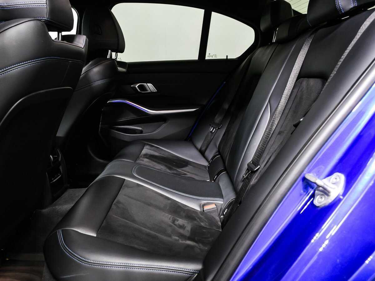 BMW 3 серии с пробегом — 2020 год. Фото: #12