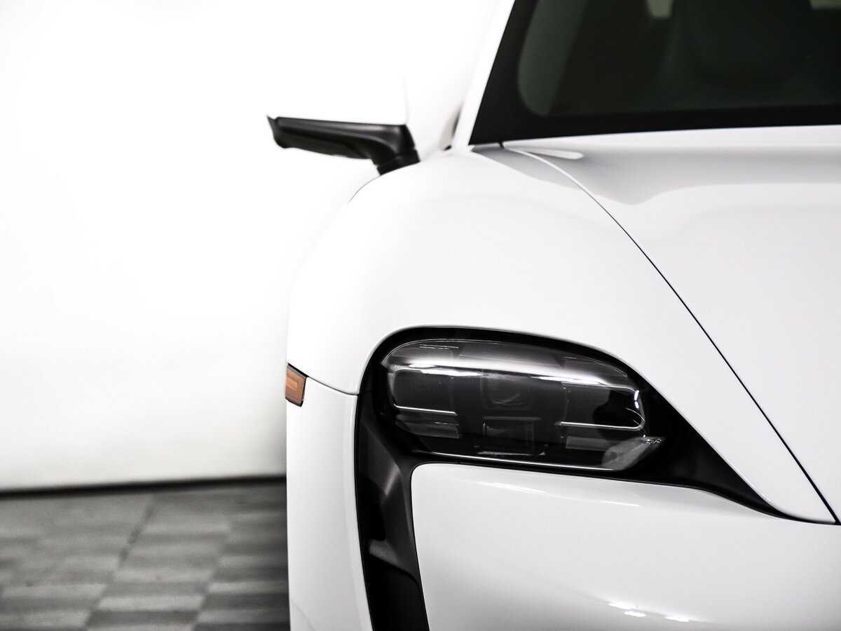 Porsche Taycan с пробегом — 2021 год. Фото: #16