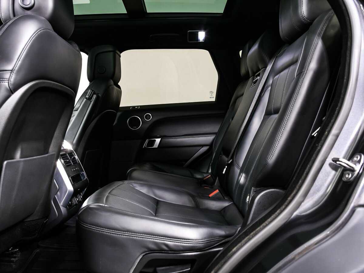 Land Rover Range Rover Sport с пробегом — 2020 год. Фото: #12