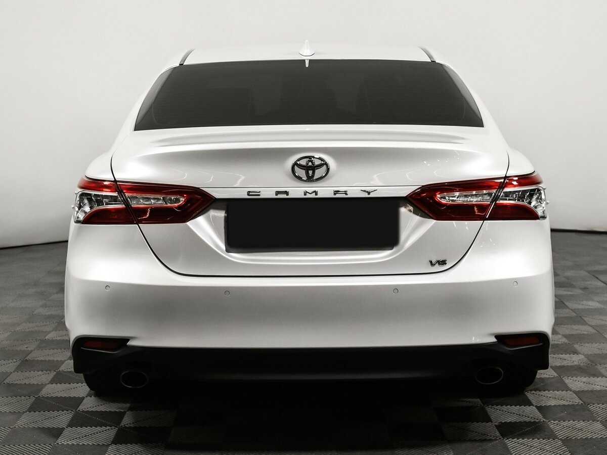 Toyota Camry с пробегом — 2021 год. Фото: #5