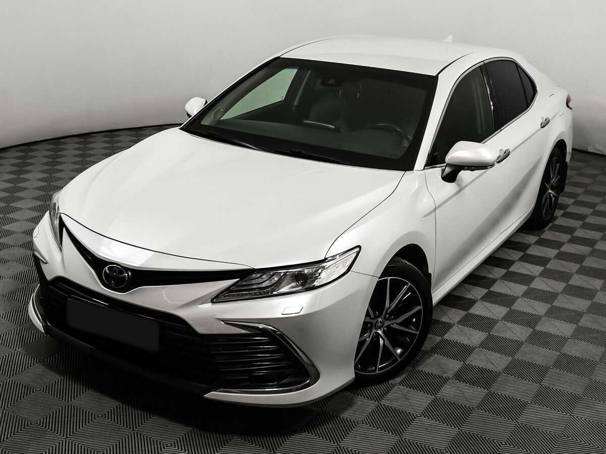 Toyota Camry с пробегом — 2021 год. Фото: #15