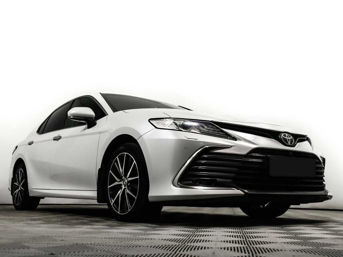 Toyota Camry с пробегом — 2021 год. Фото: #16