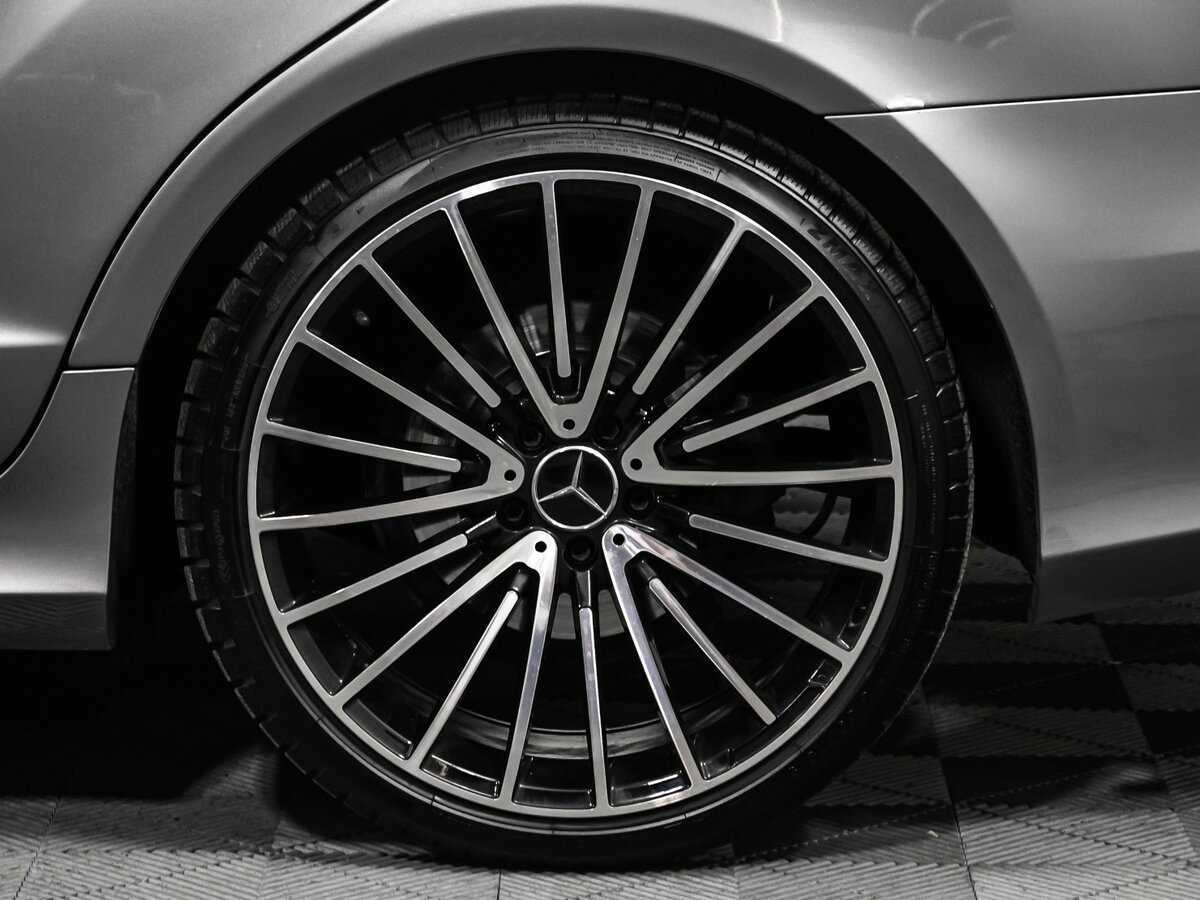 Mercedes-Benz CLS с пробегом — 2015 год. Фото: #15