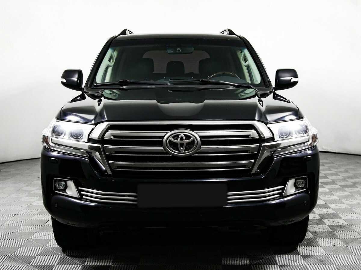 Toyota Land Cruiser с пробегом — 2015 год. Фото: #1