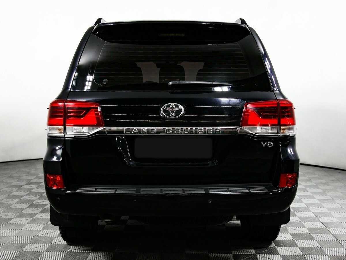Toyota Land Cruiser с пробегом — 2015 год. Фото: #5