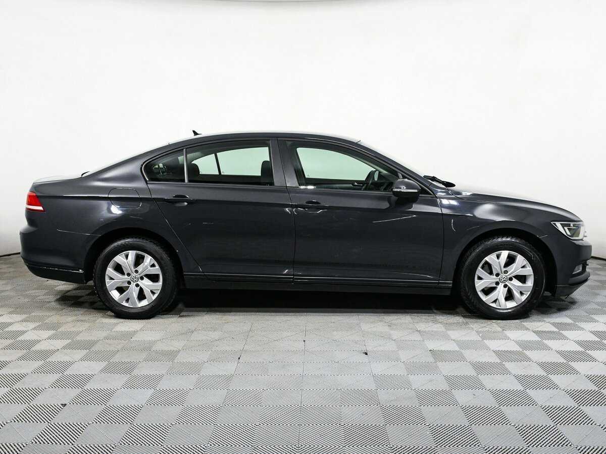 Volkswagen Passat с пробегом — 2017 год. Фото: #3