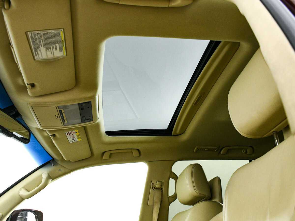 Lexus LX с пробегом — 2014 год. Фото: #17