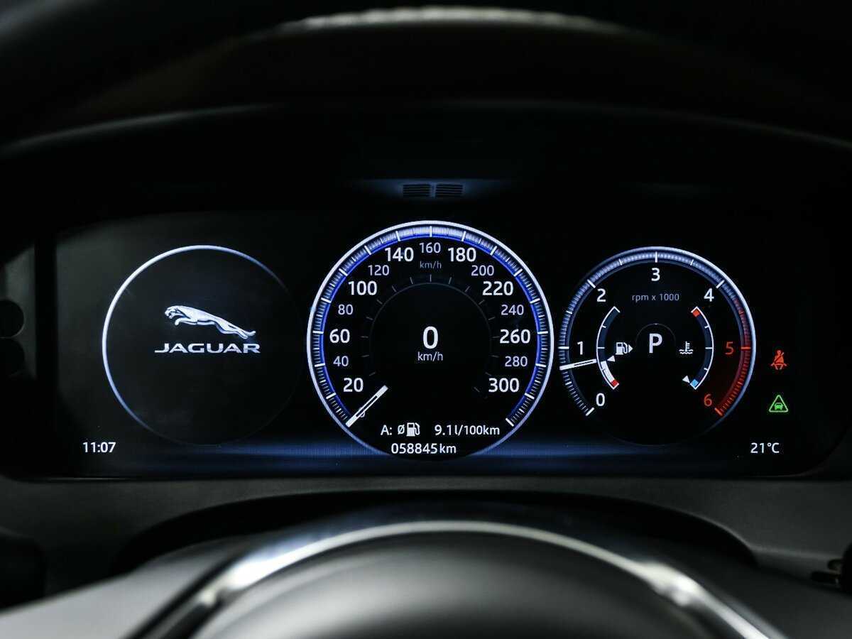 Jaguar F-Pace с пробегом — 2017 год. Фото: #9