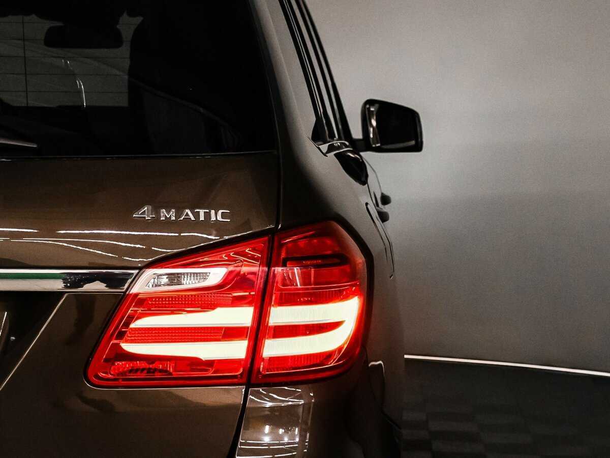 Mercedes-Benz GL-Класс с пробегом — 2012 год. Фото: #15