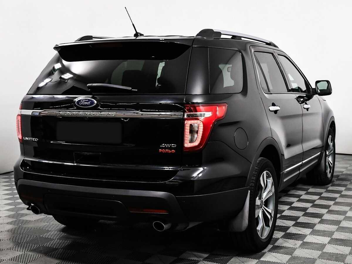 Ford Explorer с пробегом — 2015 год. Фото: #4
