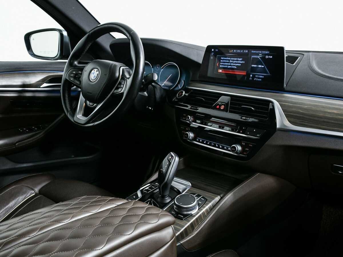 BMW 5 серии с пробегом — 2017 год. Фото: #8