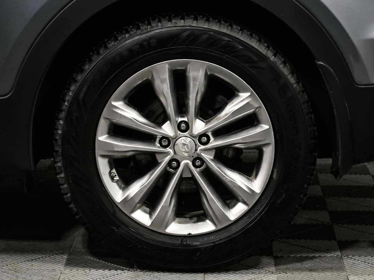 Hyundai Santa Fe с пробегом — 2018 год. Фото: #15