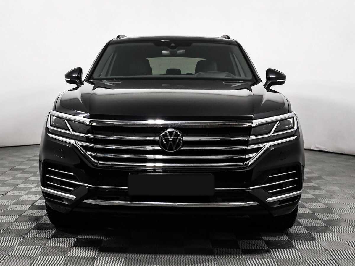 Volkswagen Touareg с пробегом — 2021 год. Фото: #1