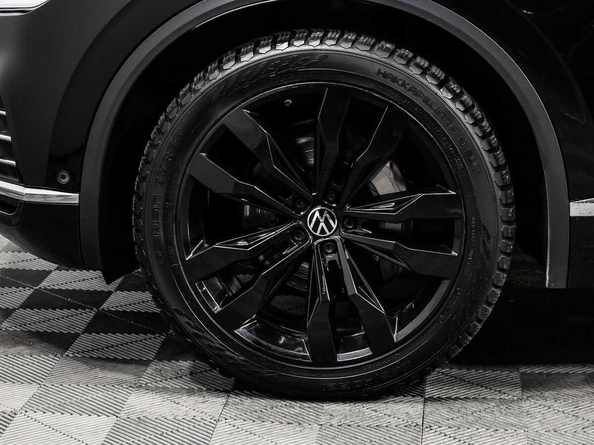 Volkswagen Touareg с пробегом — 2021 год. Фото: #13