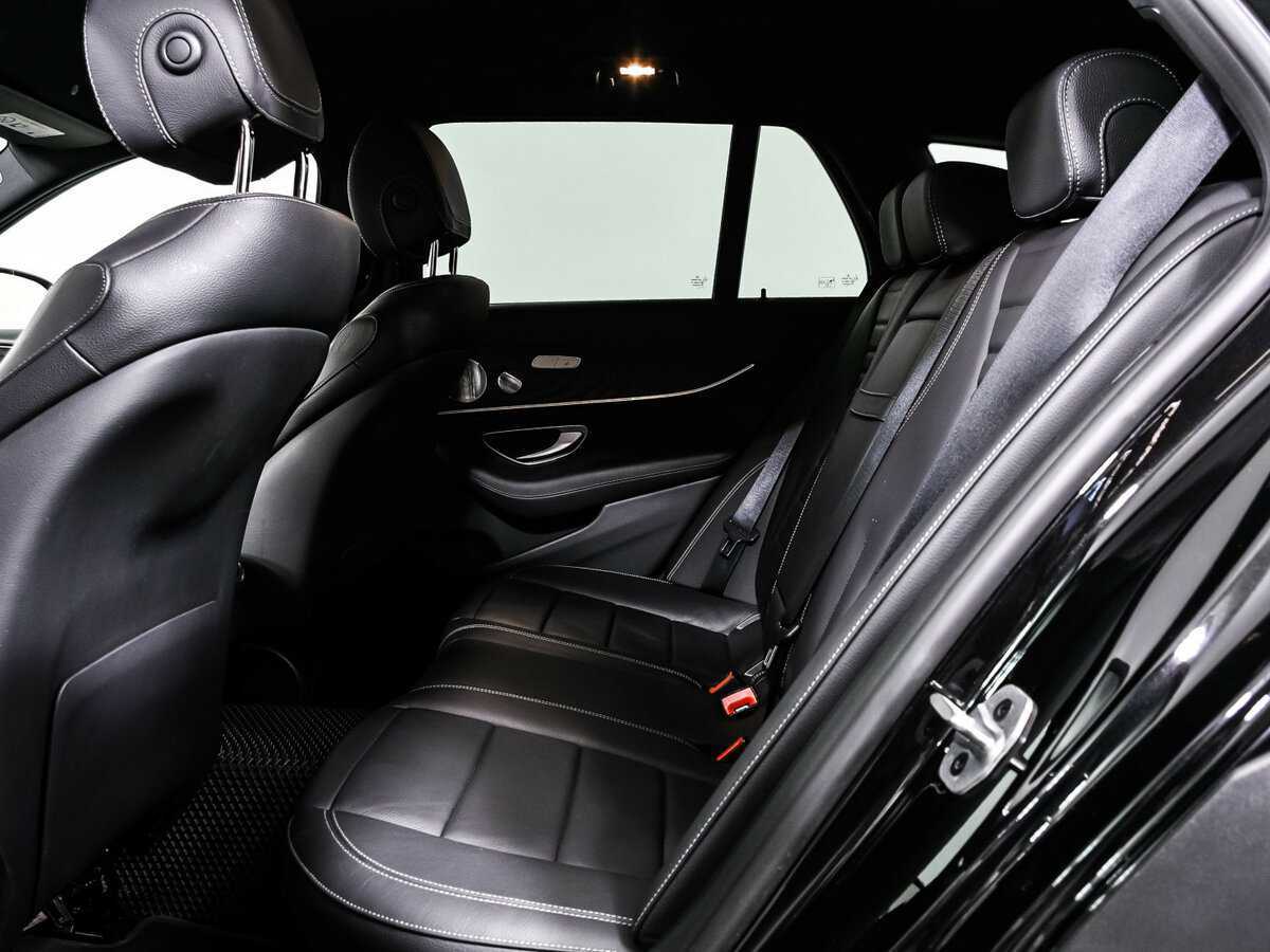 Mercedes-Benz E-Класс с пробегом — 2020 год. Фото: #11