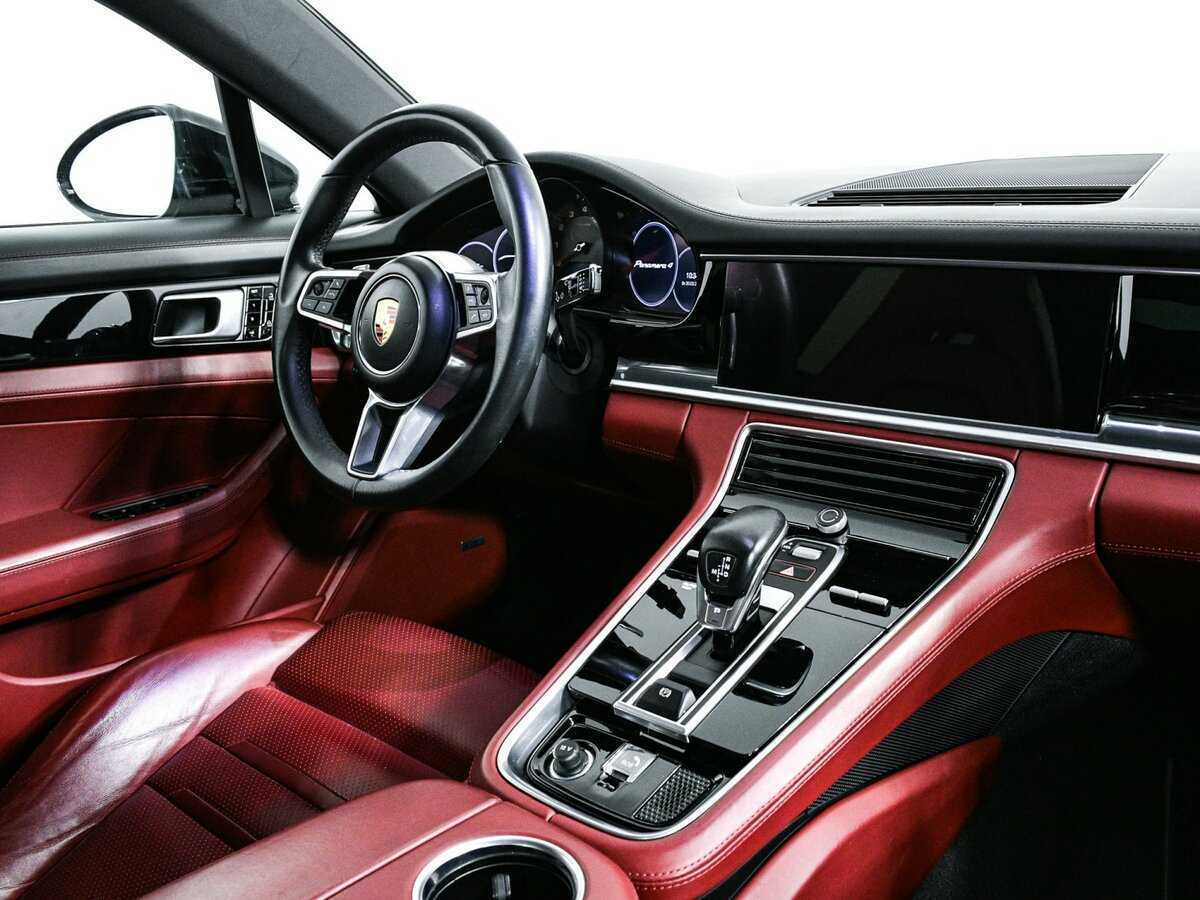 Porsche Panamera с пробегом — 2019 год. Фото: #7