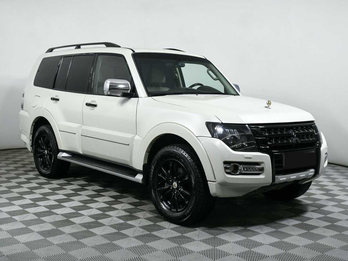 Mitsubishi Pajero с пробегом — 2019 год. Фото: #2