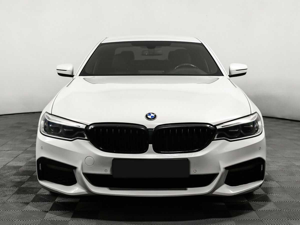 BMW 5 серии с пробегом — 2018 год. Фото: #1