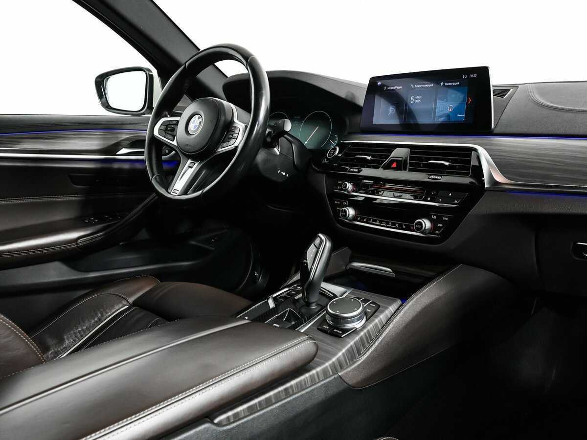BMW 5 серии с пробегом — 2018 год. Фото: #8