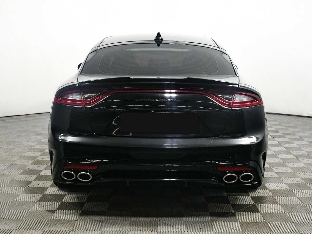 Kia Stinger с пробегом — 2018 год. Фото: #5