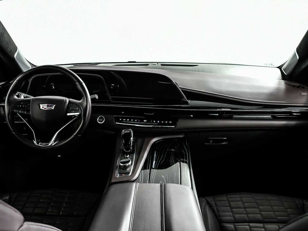 Cadillac Escalade-V с пробегом — 2022 год. Фото: #10