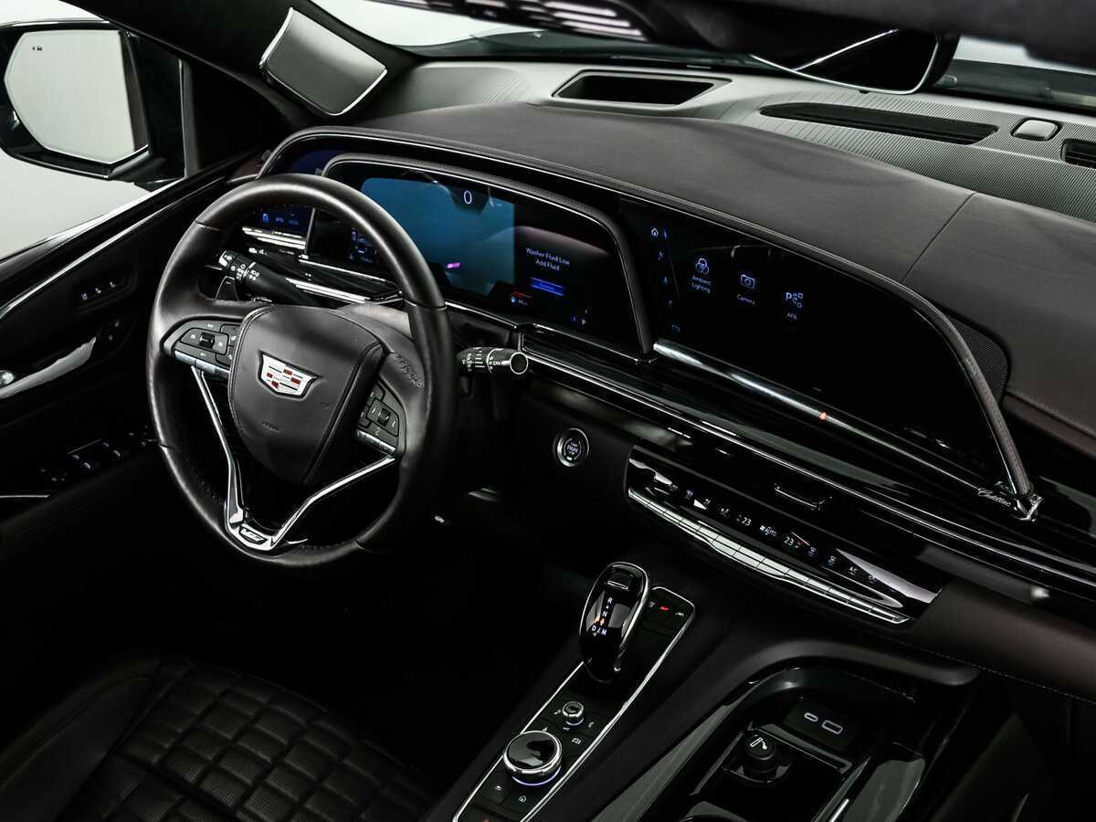 Cadillac Escalade-V с пробегом — 2022 год. Фото: #19