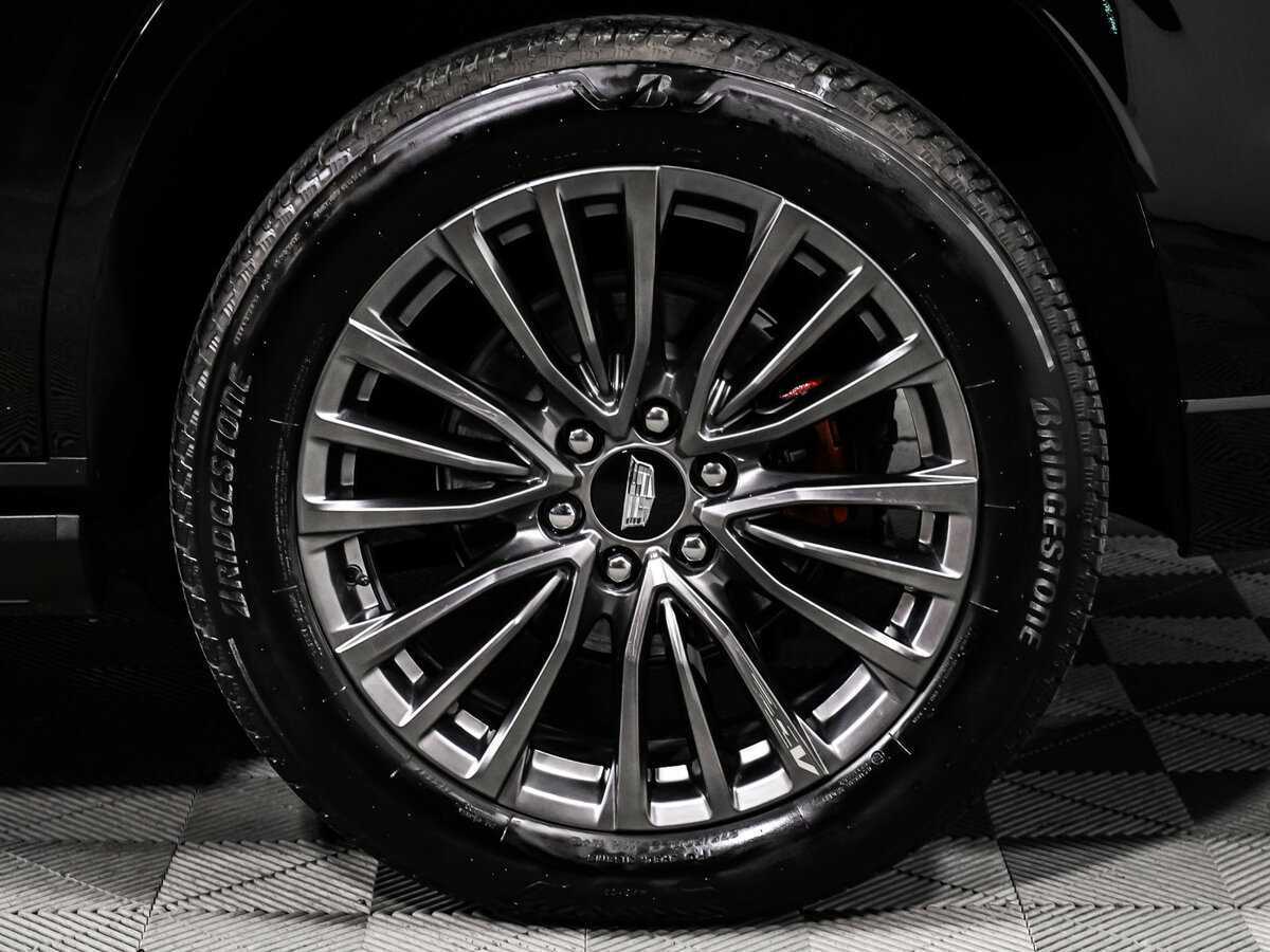 Cadillac Escalade-V с пробегом — 2022 год. Фото: #25