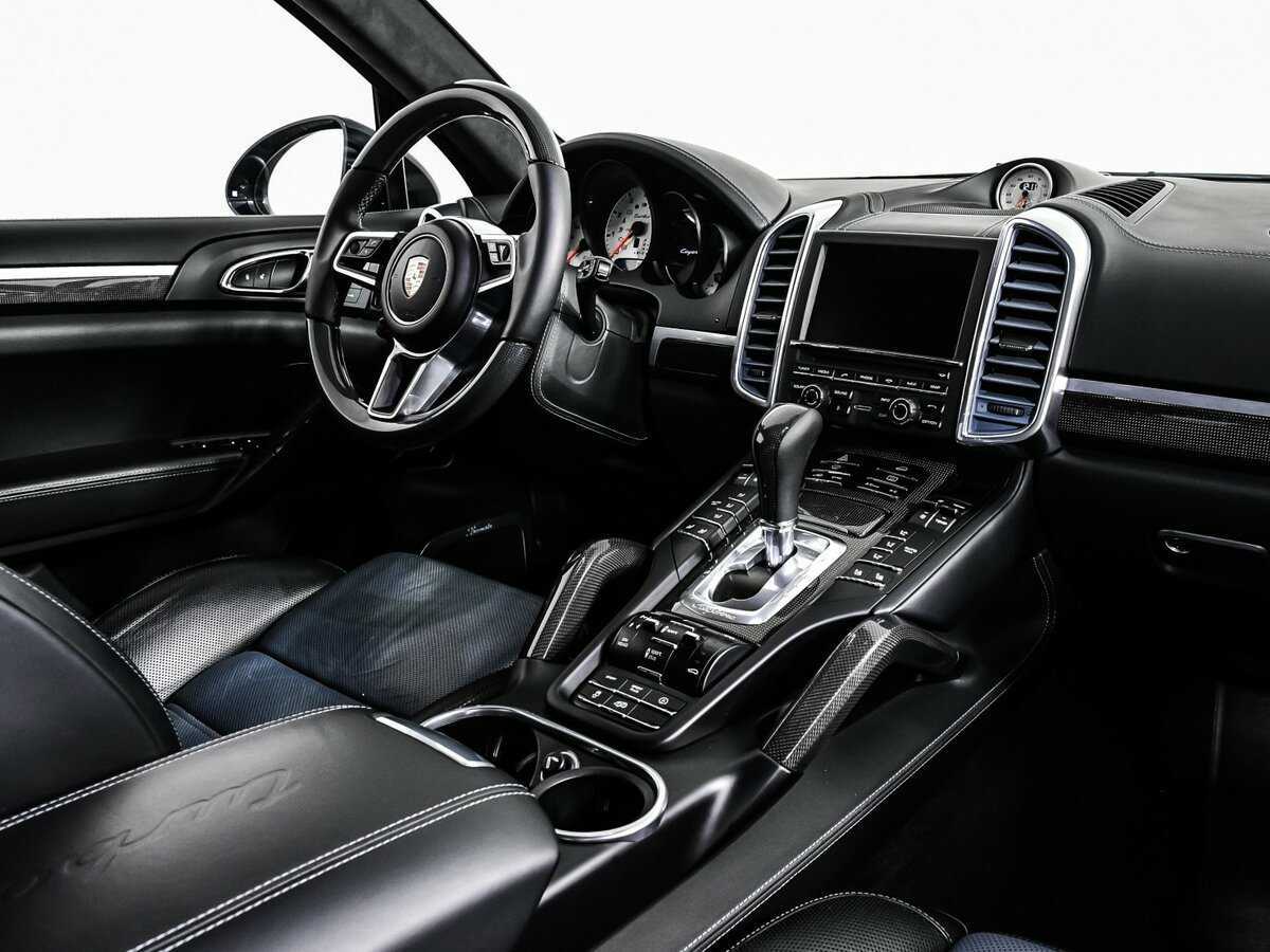 Porsche Cayenne с пробегом — 2015 год. Фото: #8