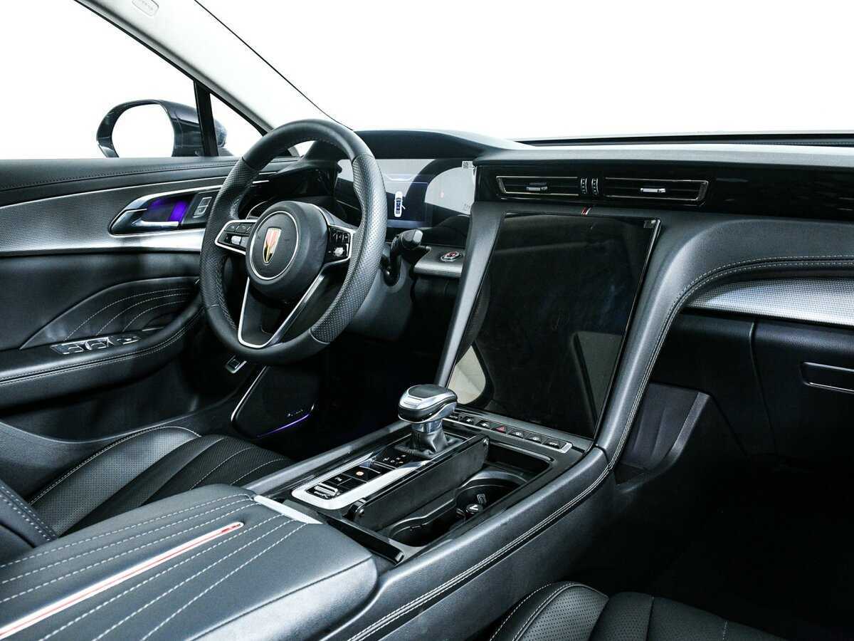 Hongqi H5 с пробегом — 2022 год. Фото: #8