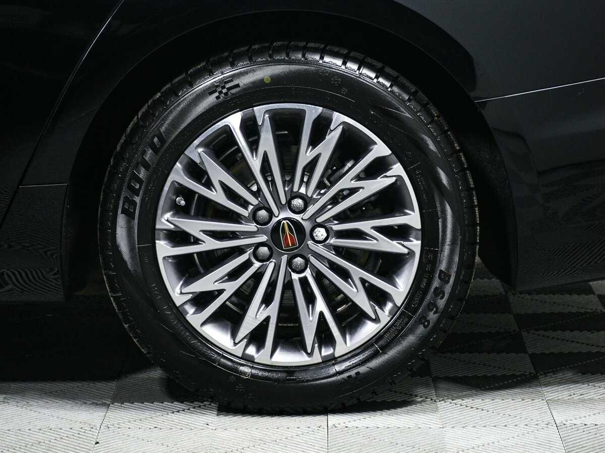 Hongqi H5 с пробегом — 2022 год. Фото: #13