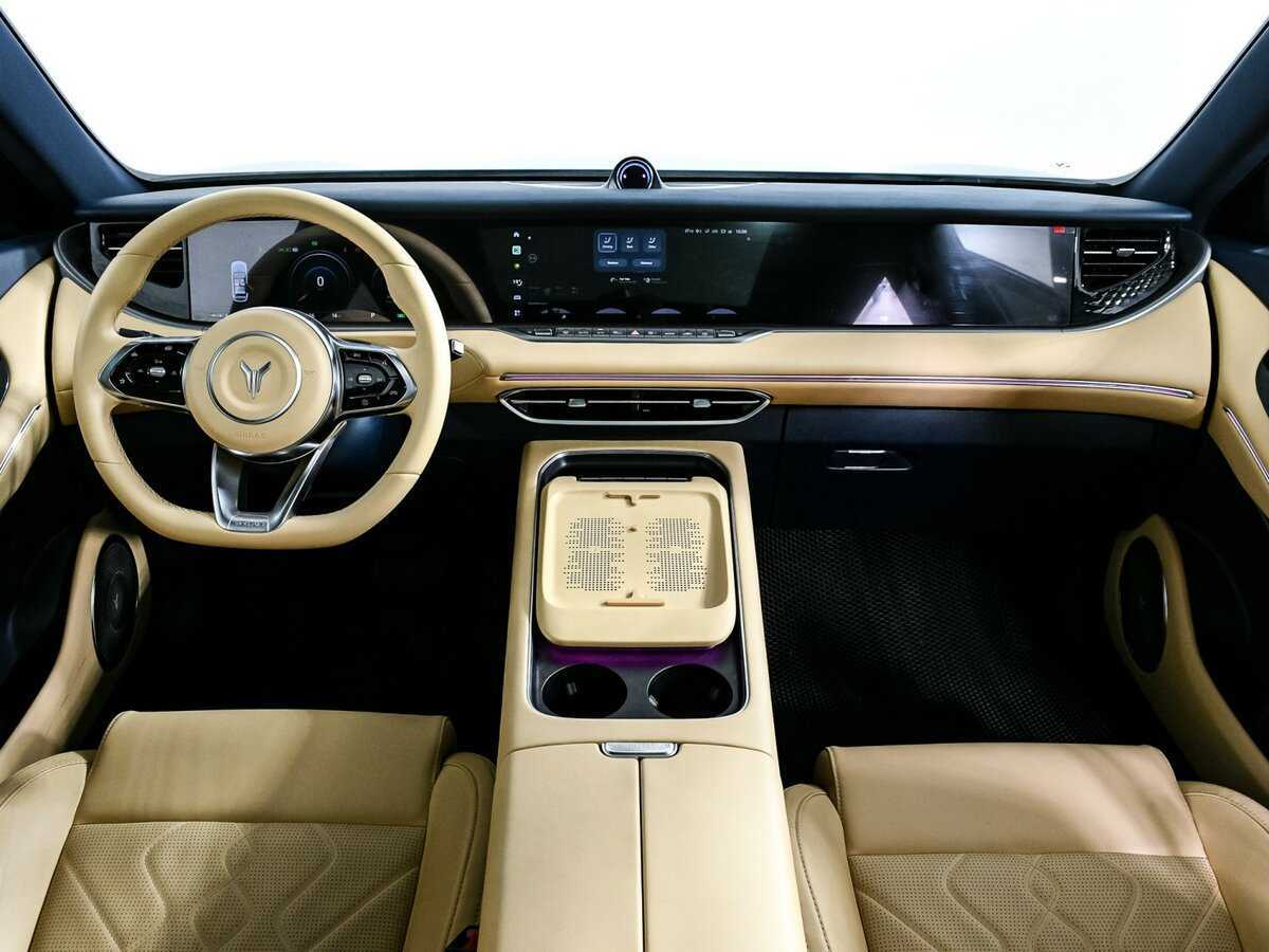 Voyah Free с пробегом — 2023 год. Фото: #8