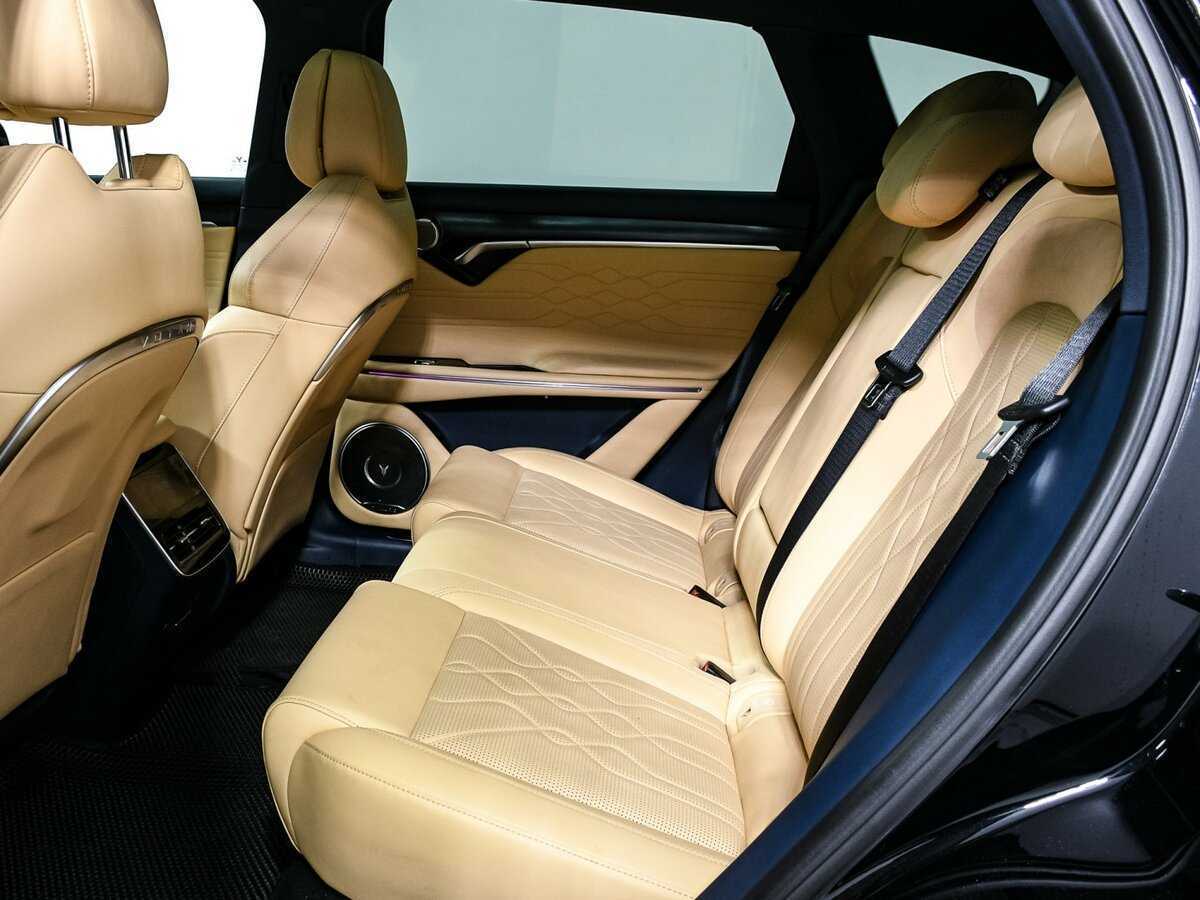 Voyah Free с пробегом — 2023 год. Фото: #10