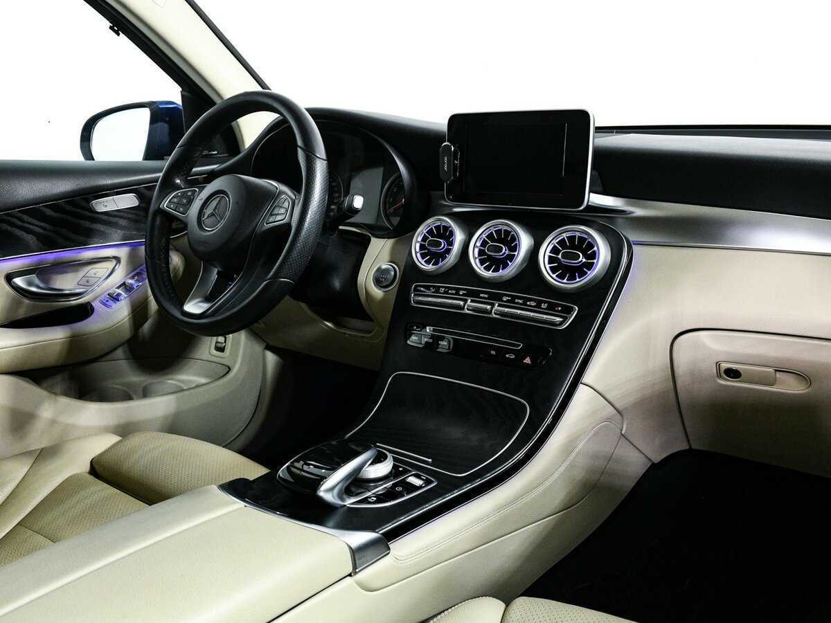 Mercedes-Benz GLC с пробегом — 2018 год. Фото: #8