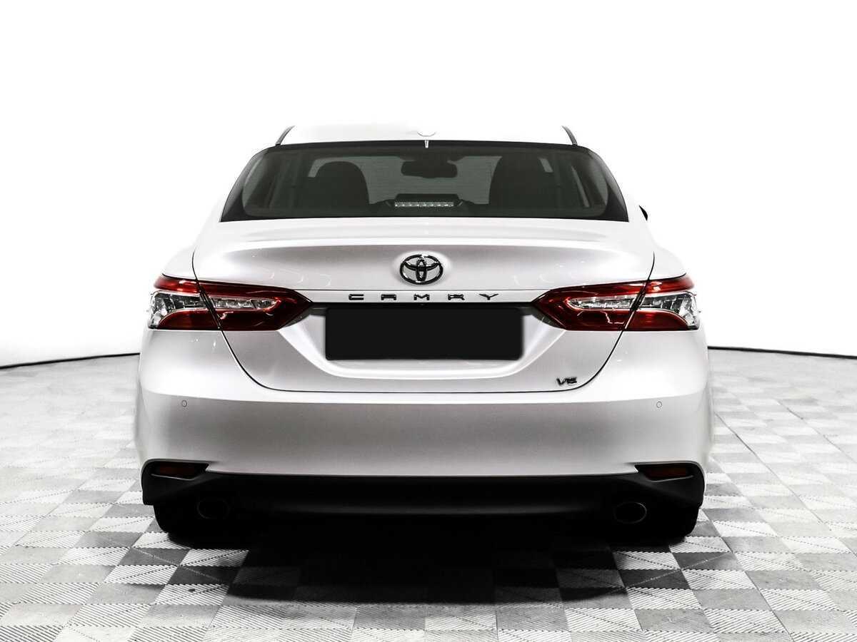 Toyota Camry с пробегом — 2018 год. Фото: #5
