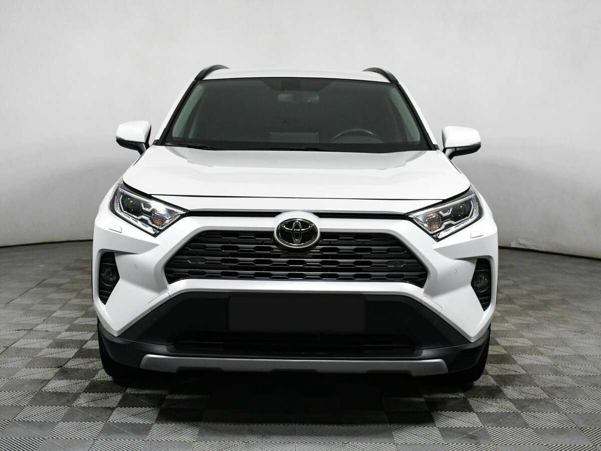 Toyota RAV4 с пробегом — 2022 год. Фото: #1
