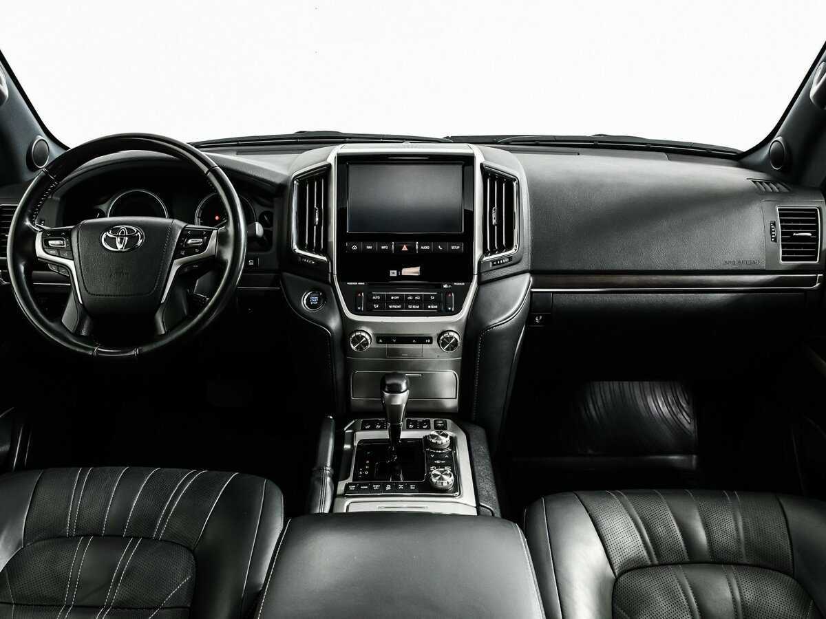 Toyota Land Cruiser с пробегом — 2020 год. Фото: #10