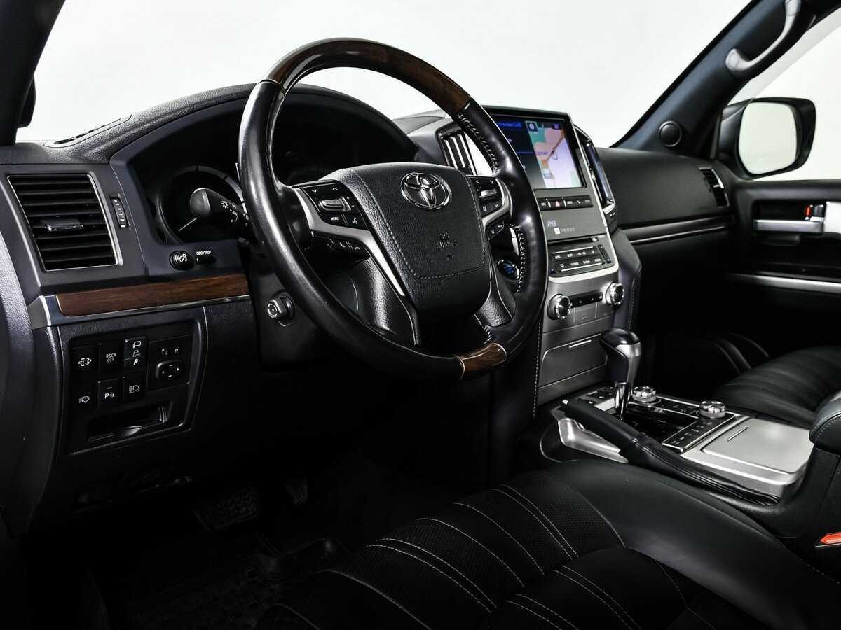 Toyota Land Cruiser с пробегом — 2020 год. Фото: #11
