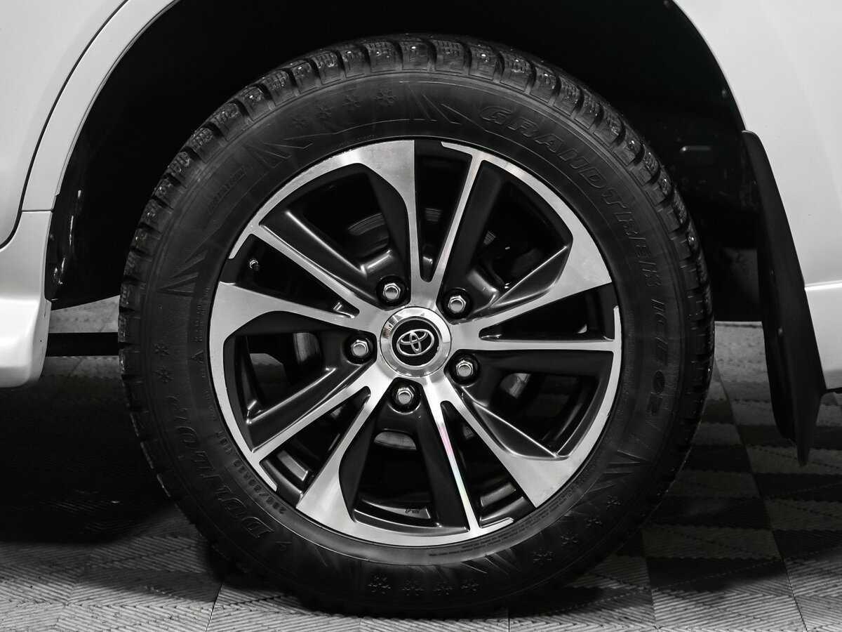 Toyota Land Cruiser с пробегом — 2020 год. Фото: #21