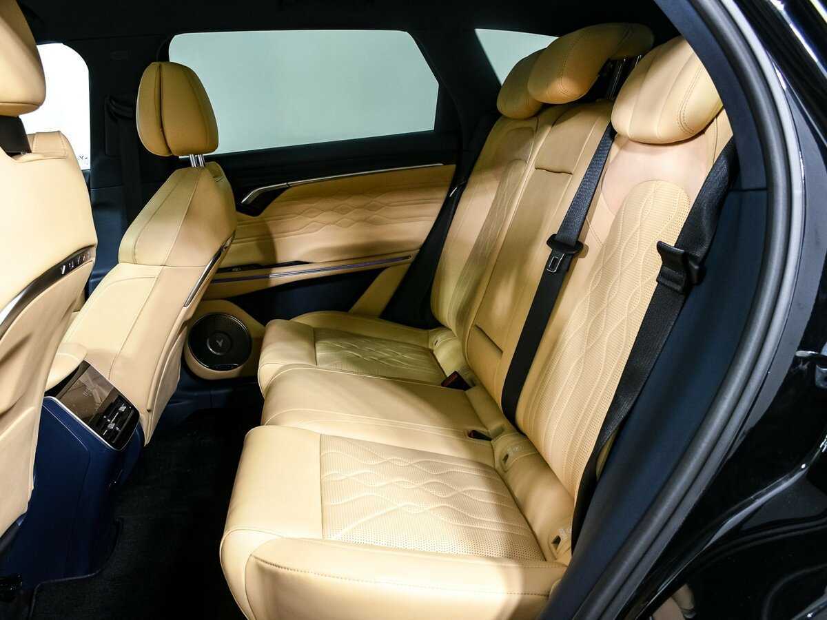 Voyah Free с пробегом — 2023 год. Фото: #10