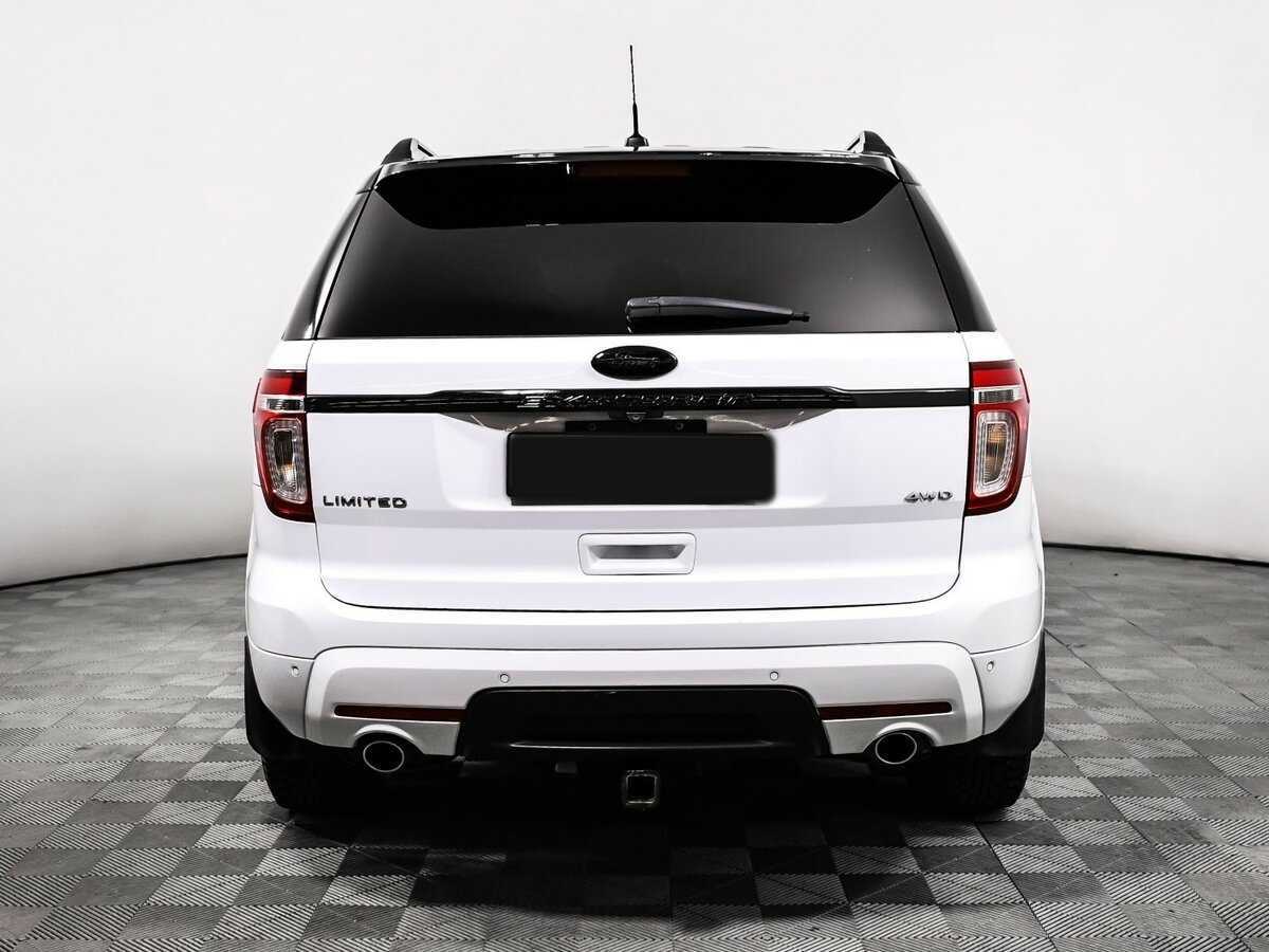 Ford Explorer с пробегом — 2013 год. Фото: #5