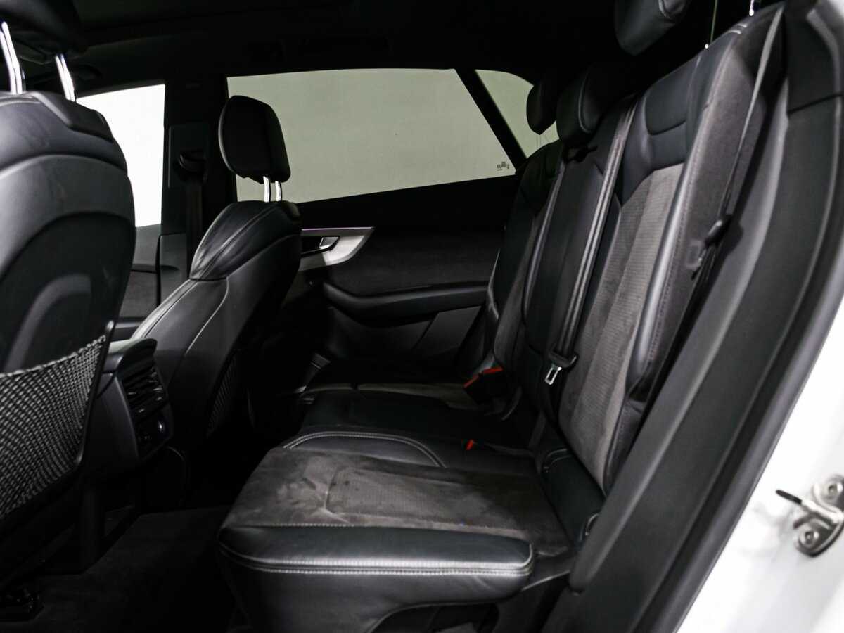 Audi Q8 с пробегом — 2018 год. Фото: #12