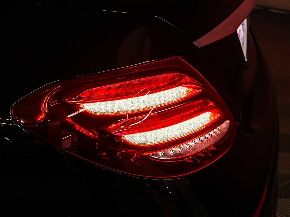 Mercedes-Benz E-Класс с пробегом — 2020 год. Фото: #17