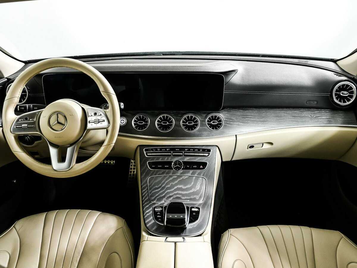 Mercedes-Benz CLS с пробегом — 2020 год. Фото: #10