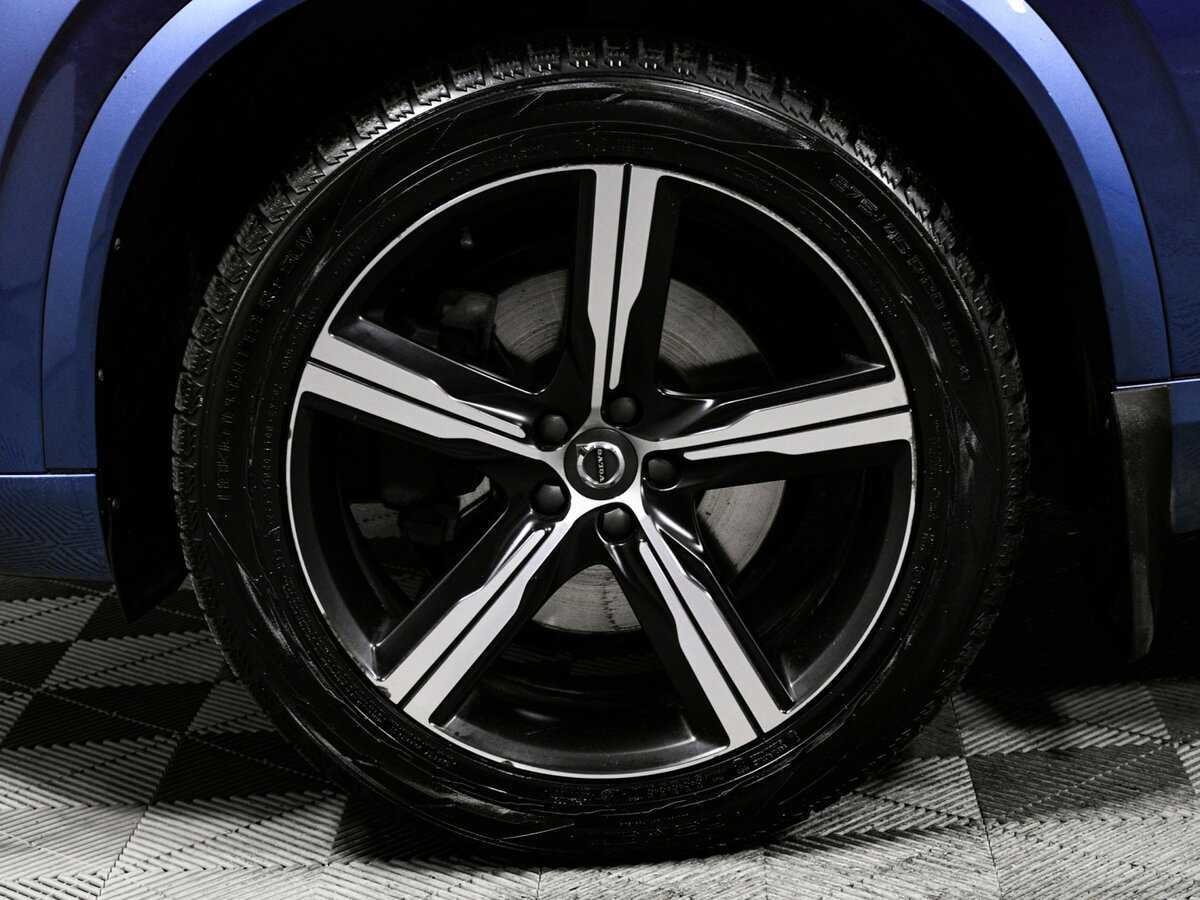 Volvo XC90 с пробегом — 2017 год. Фото: #11