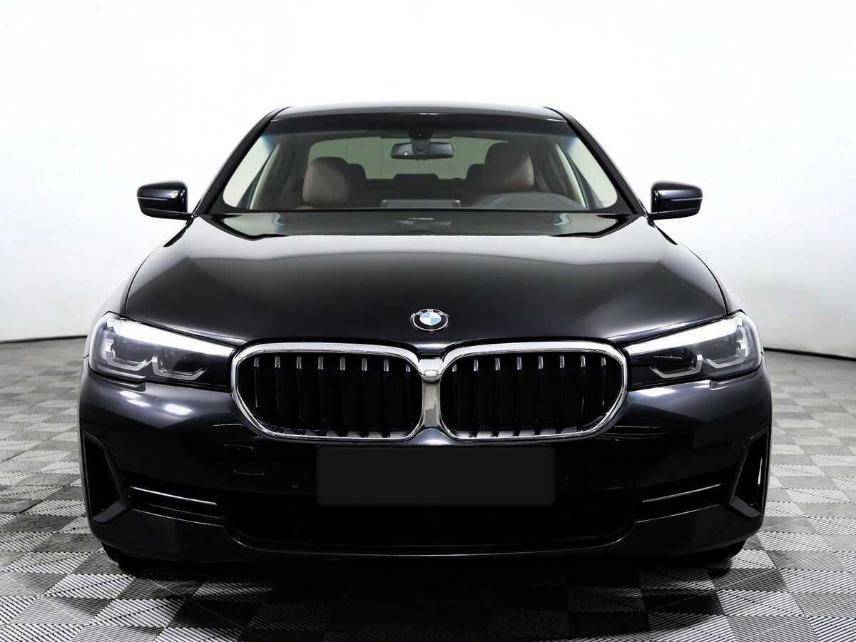 BMW 5 серии с пробегом — 2020 год. Фото: #1