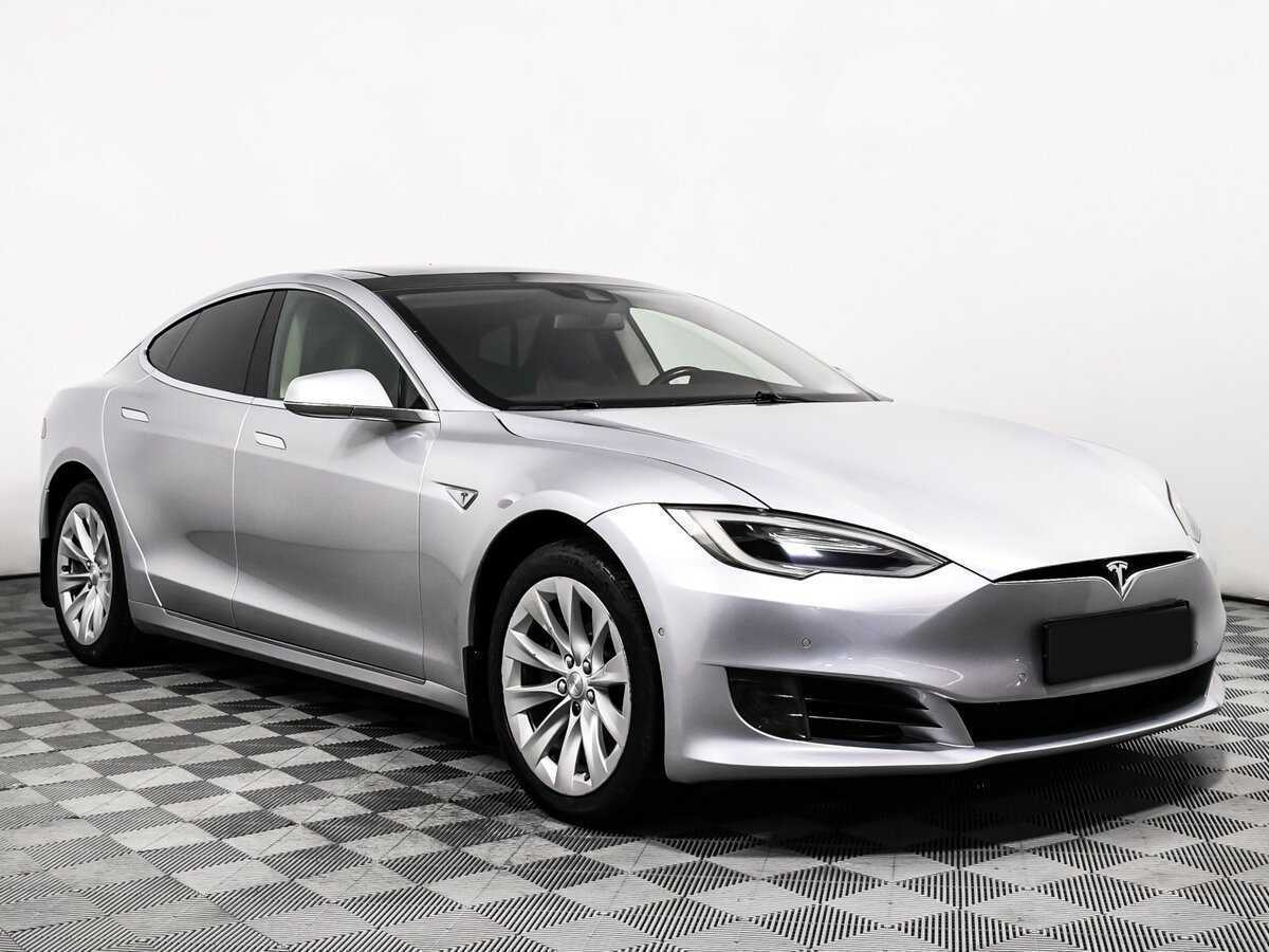 Tesla Model S с пробегом — 2016 год. Фото: #2