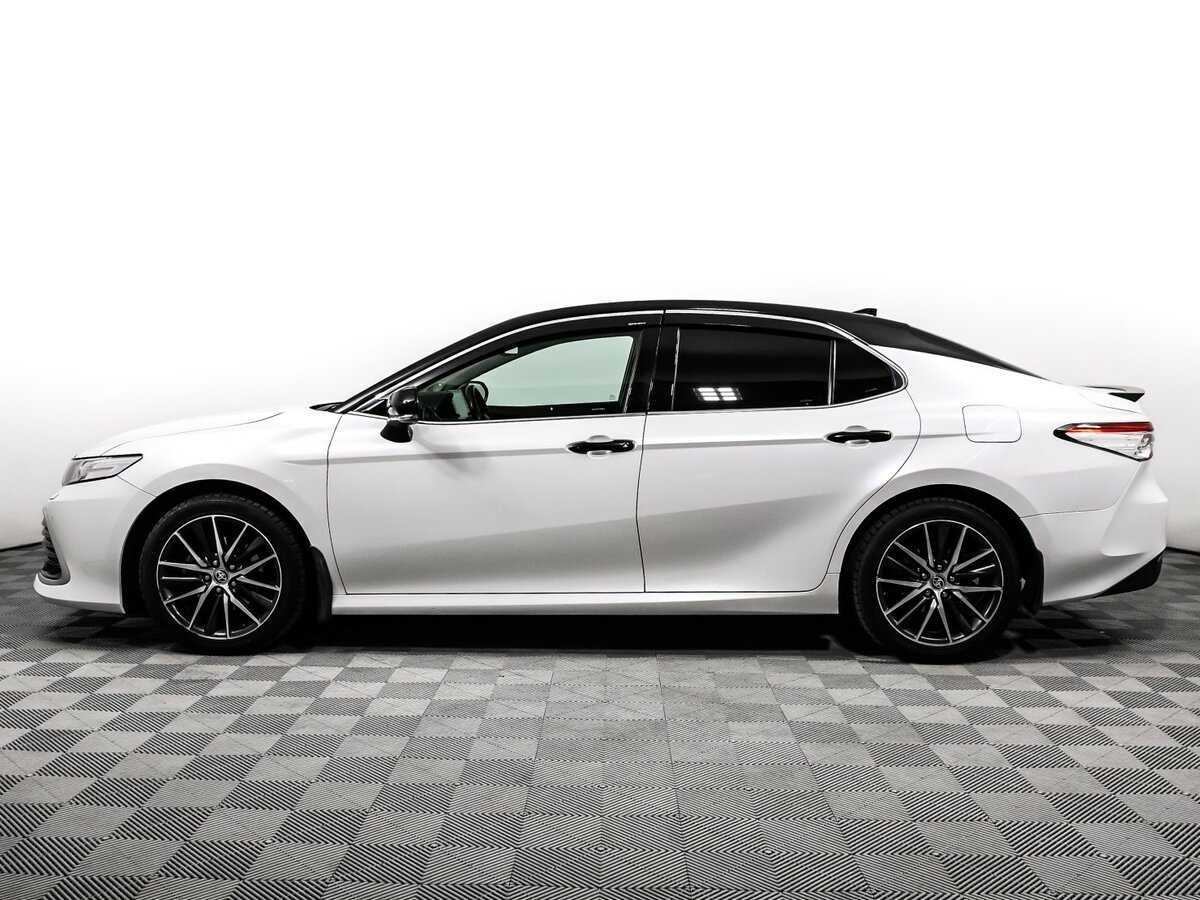 Toyota Camry с пробегом — 2021 год. Фото: #7