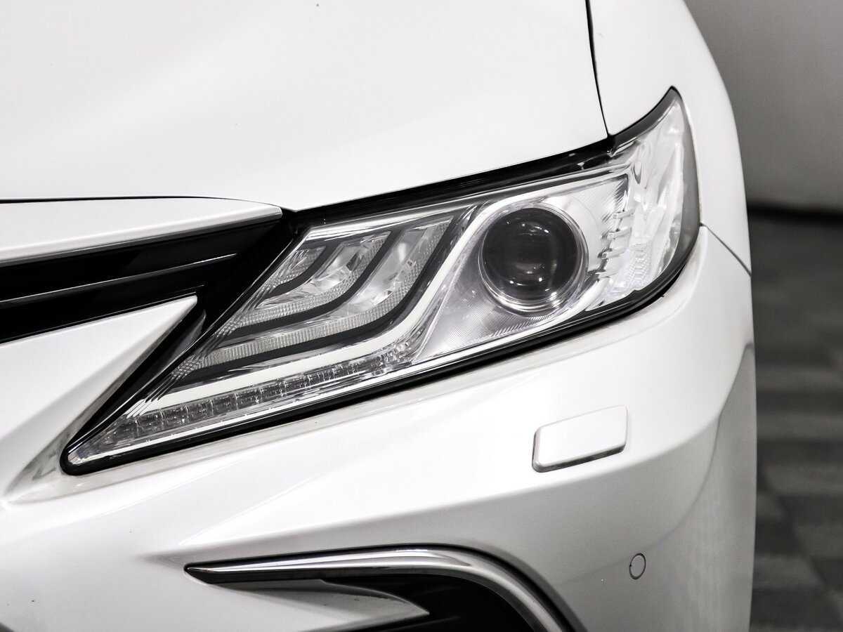 Toyota Camry с пробегом — 2021 год. Фото: #15