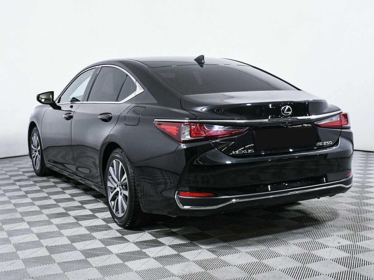 Lexus ES с пробегом — 2019 год. Фото: #5