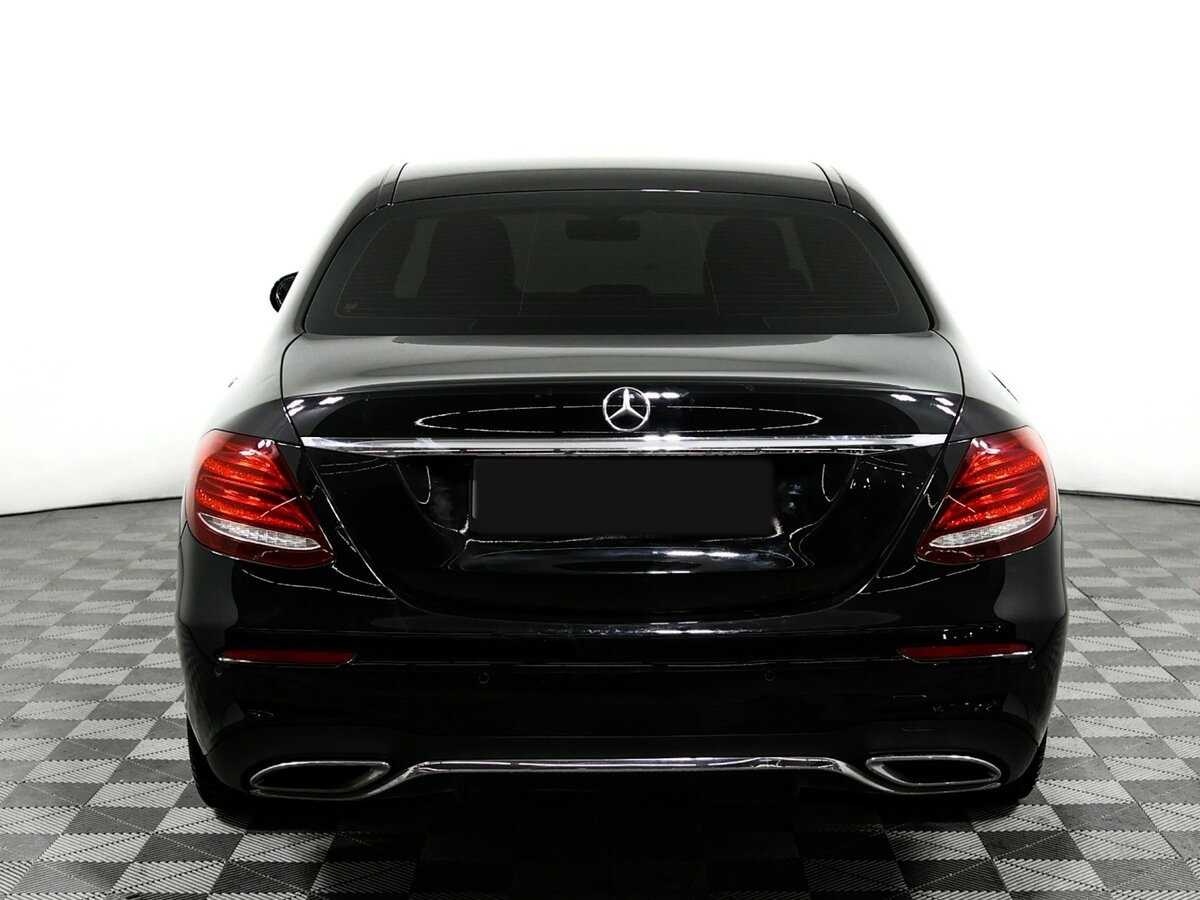 Mercedes-Benz E-Класс с пробегом — 2019 год. Фото: #4